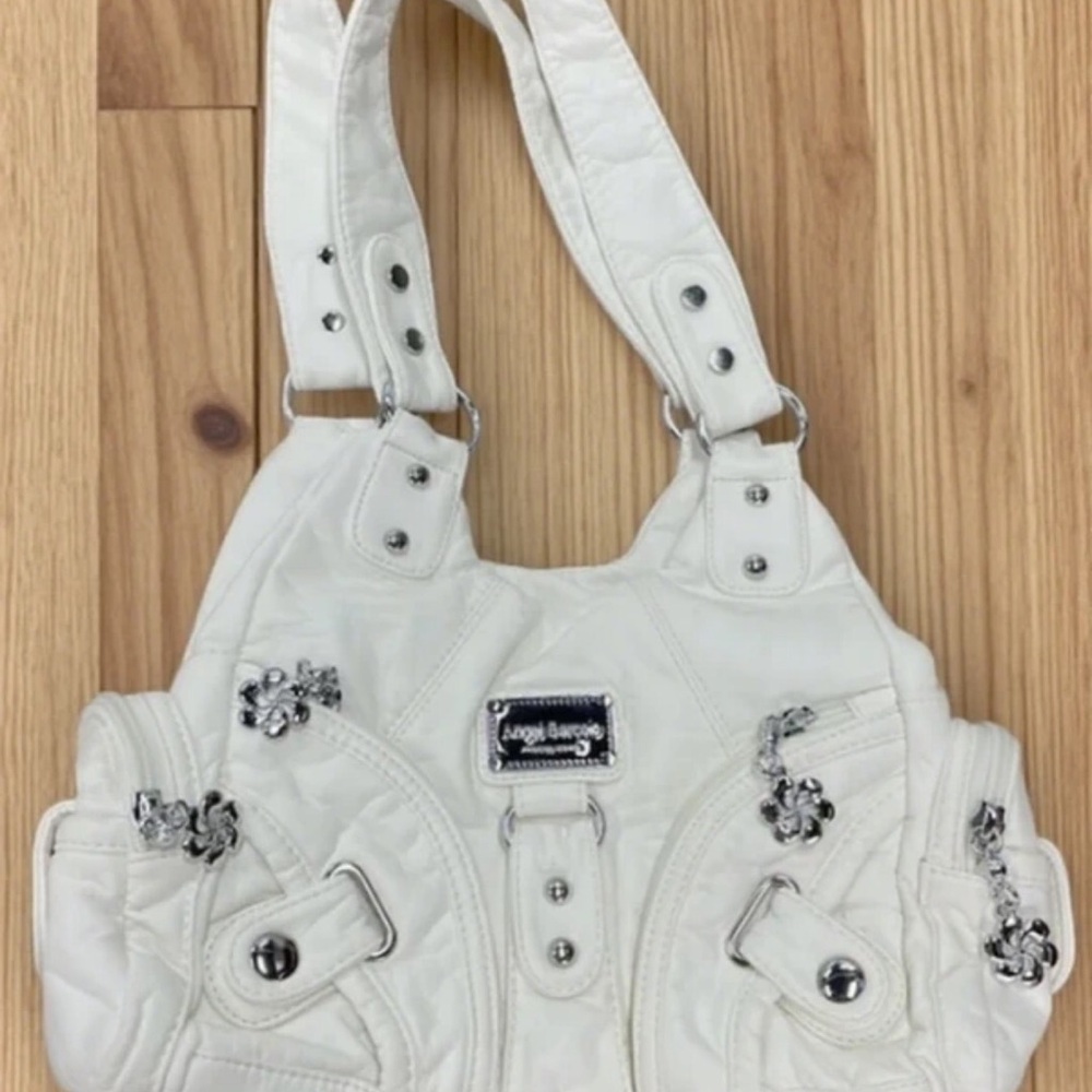 Angel Kiss White Shoulder Bag with Silver Details
